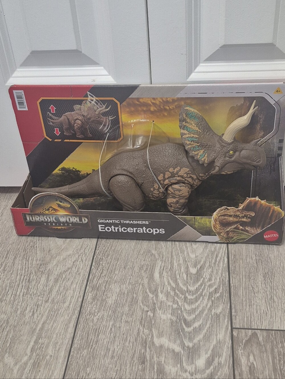 Jurassic World Rebirth Gigantic Thrashers Eotriceratops Dinosaur Mattel NEW
